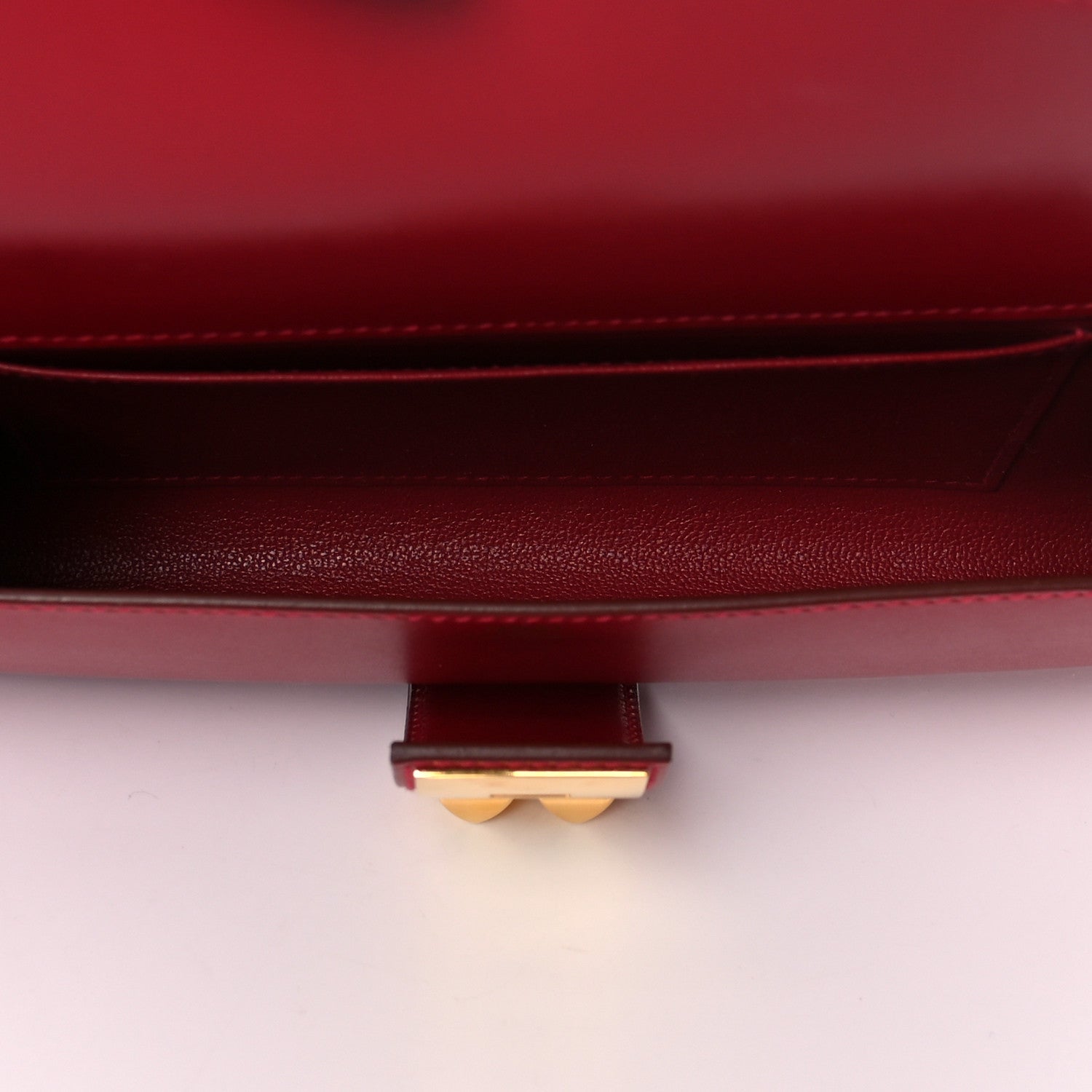Hermes Tadelakt Medor 23 Clutch Rouge Vif 5 of 13