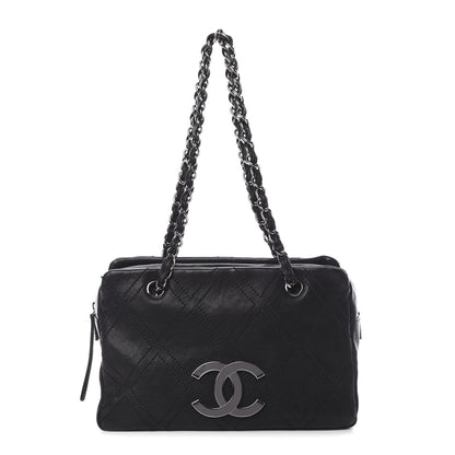 Chanel Calfskin Diamond Stitch Tote Black 1 of 14