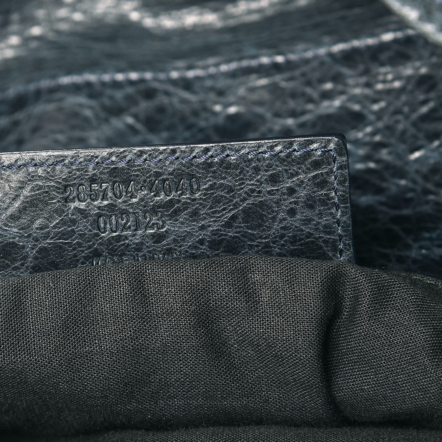 Balenciaga Agneau Utility Messenger Dark Night 7 of 7
