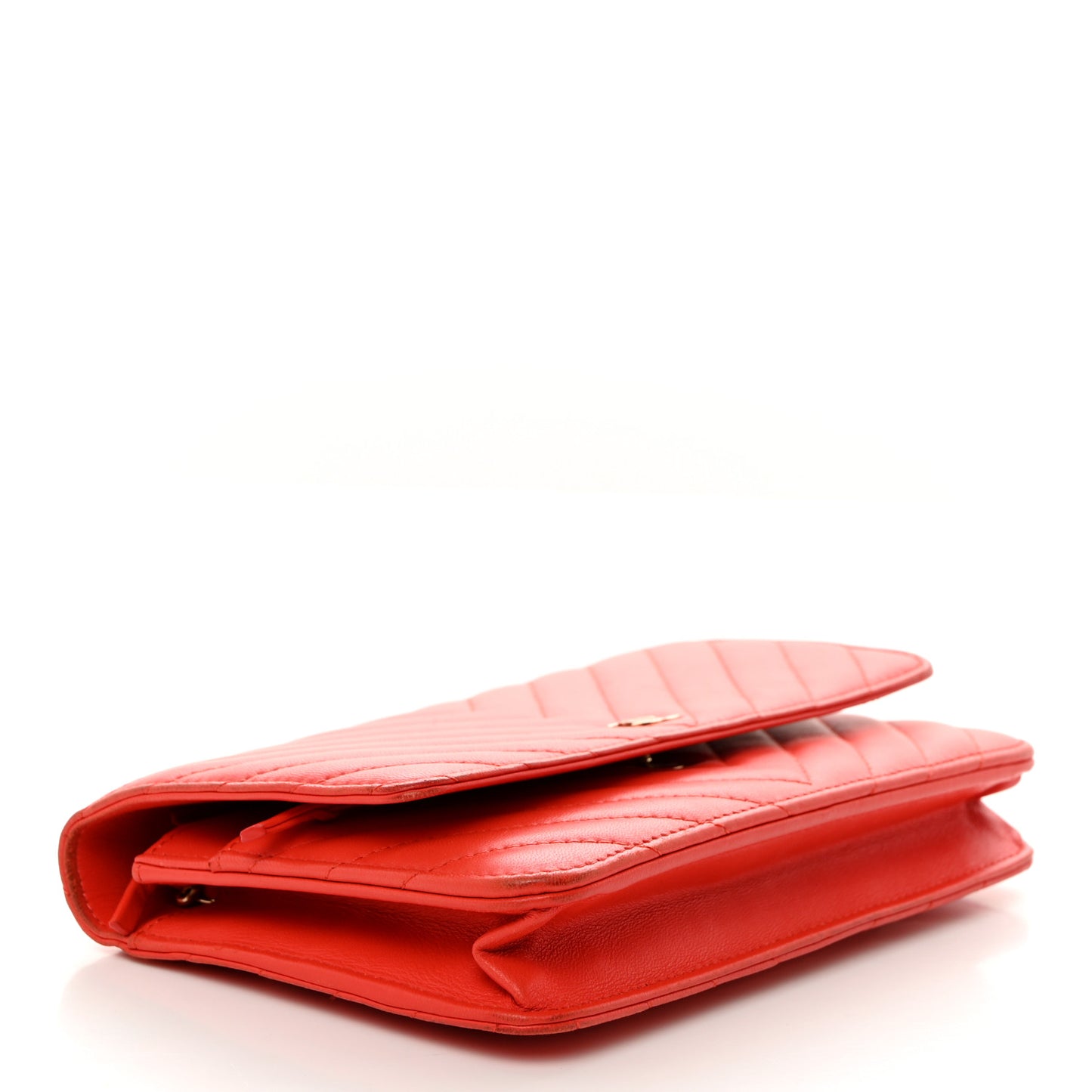 Lambskin Chevron Quilted Wallet On Chain WOC Red