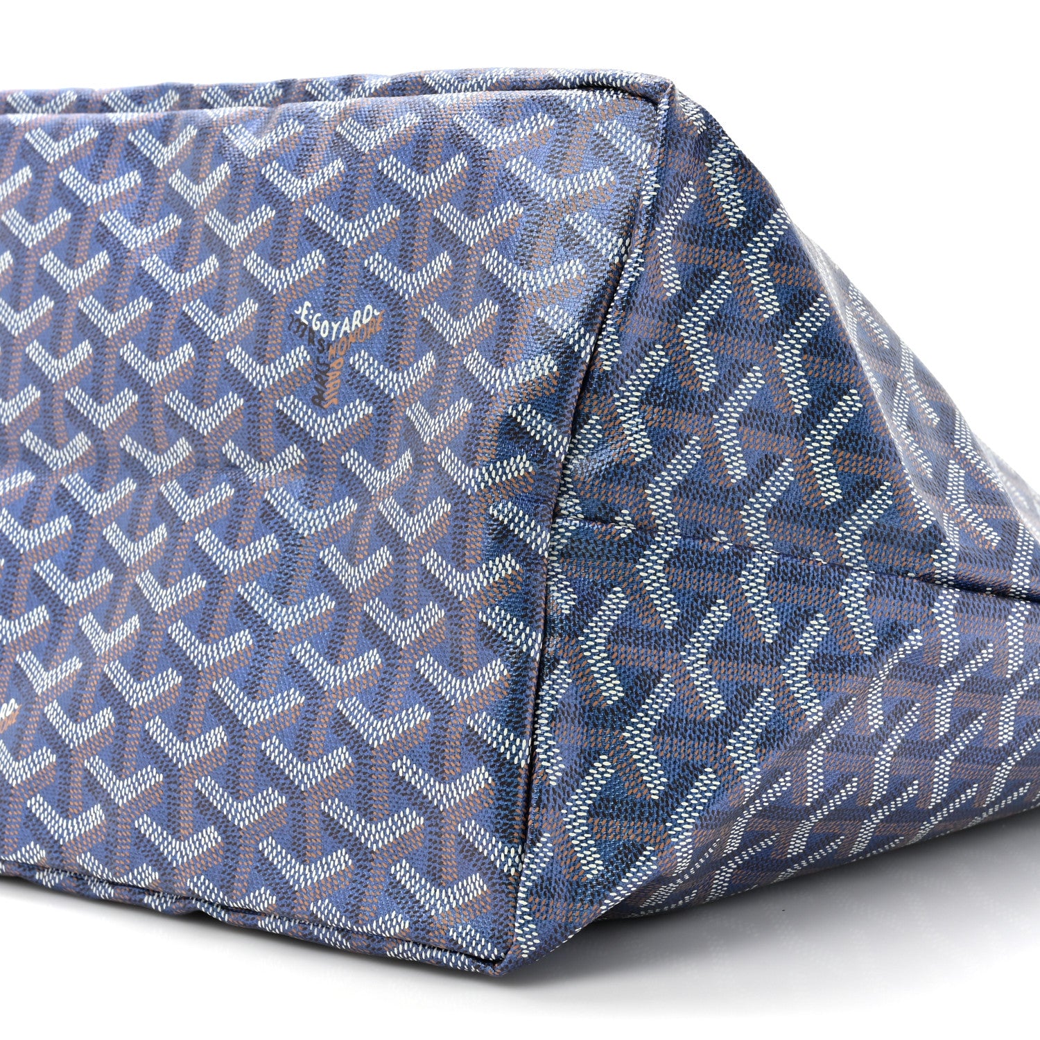 Goyard Iridescent Goyardine Saint Louis GM Pearly Blue 11 of 12