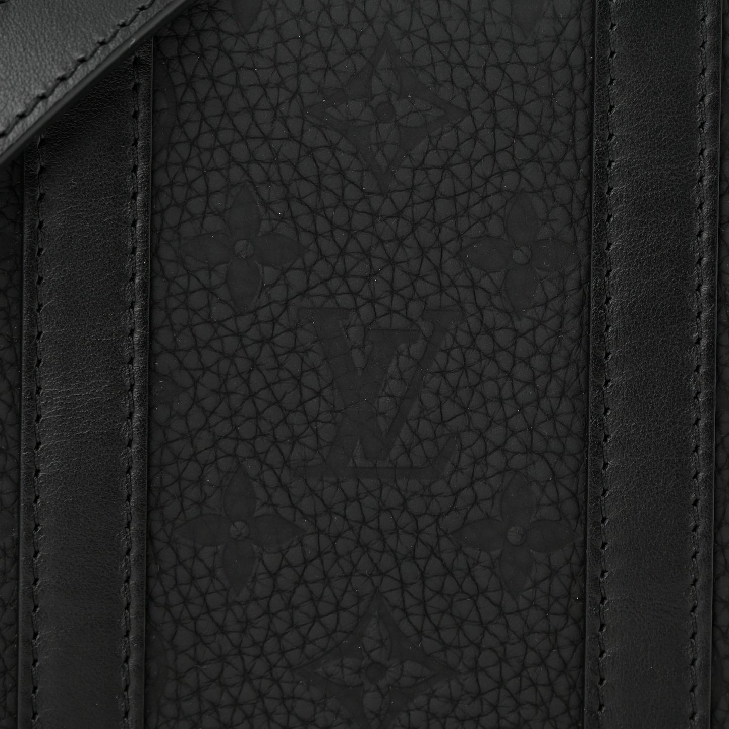 Taurillon Monogram Soft Trunk Wallet Black