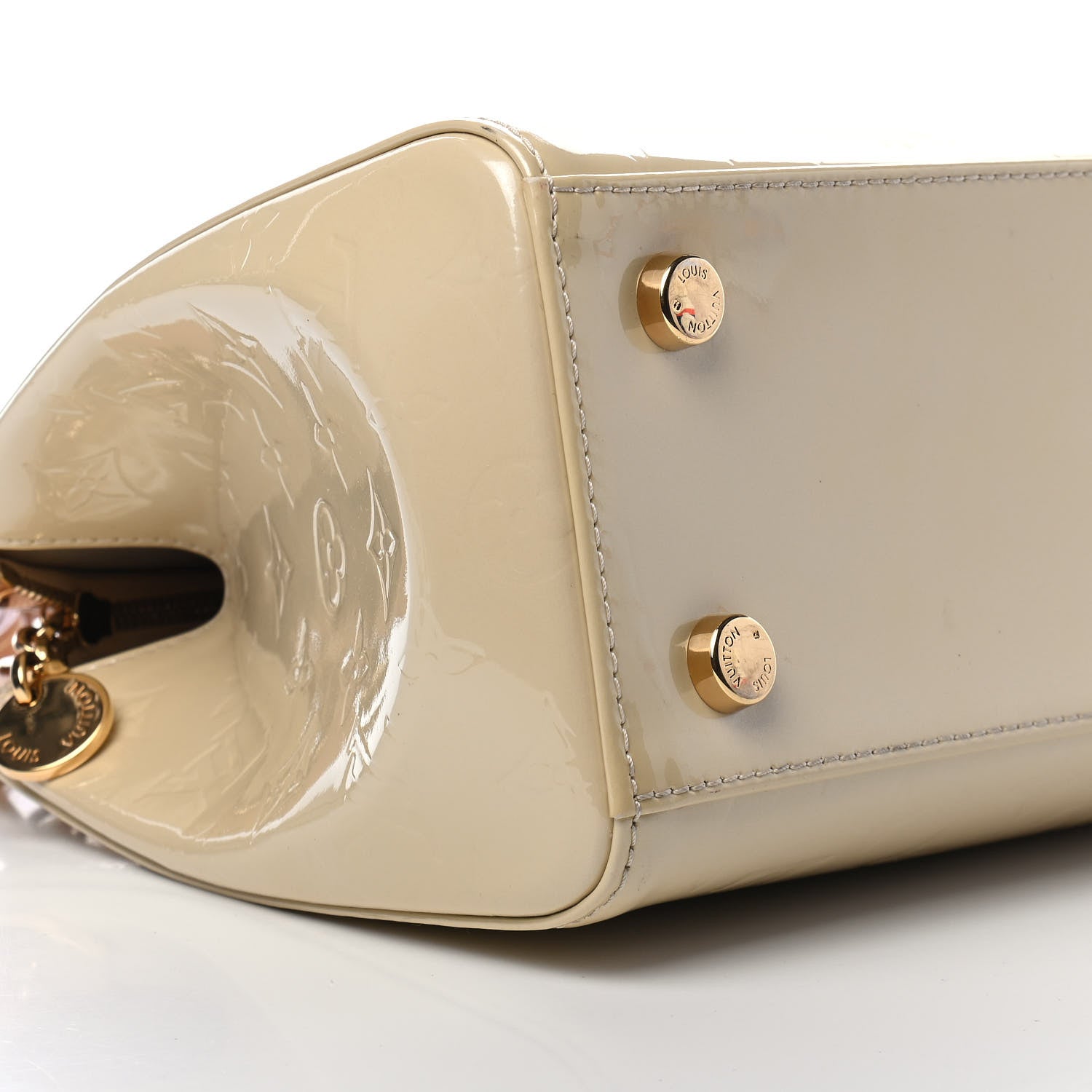 Louis Vuitton Vernis Brea MM Blanc Corail 8 of 9