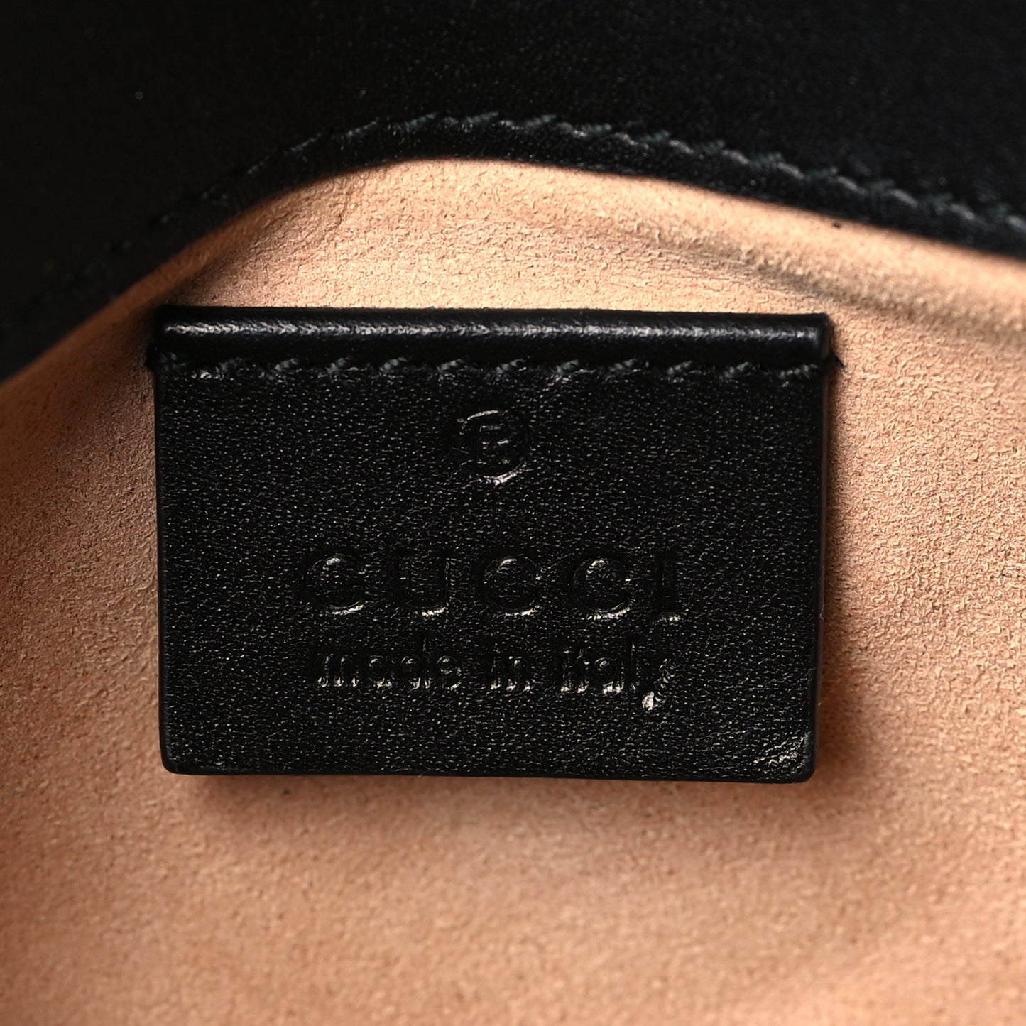 Calfskin Matelasse Super Mini GG Marmont Shoulder Bag Black