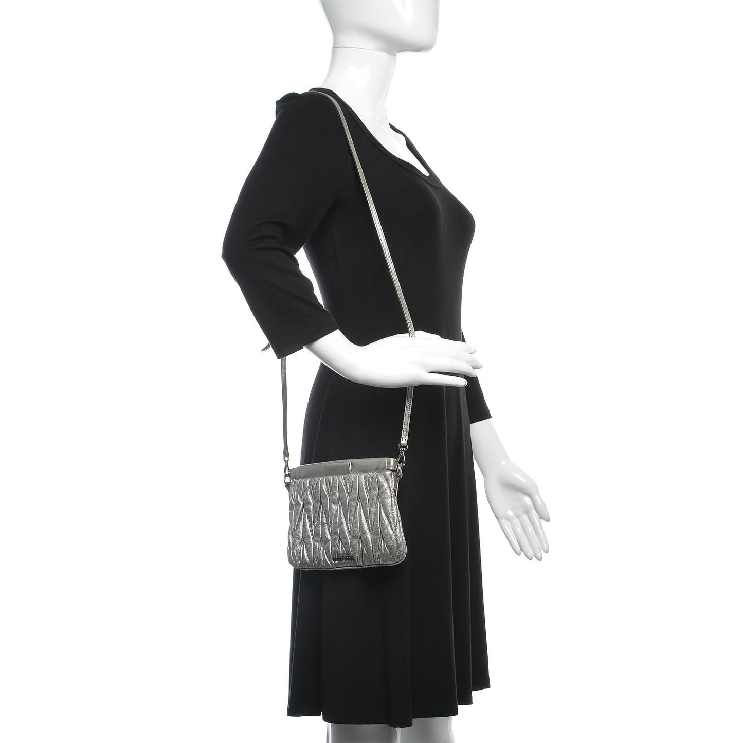 Metallic Nappa Matelasse Clutch Cromo