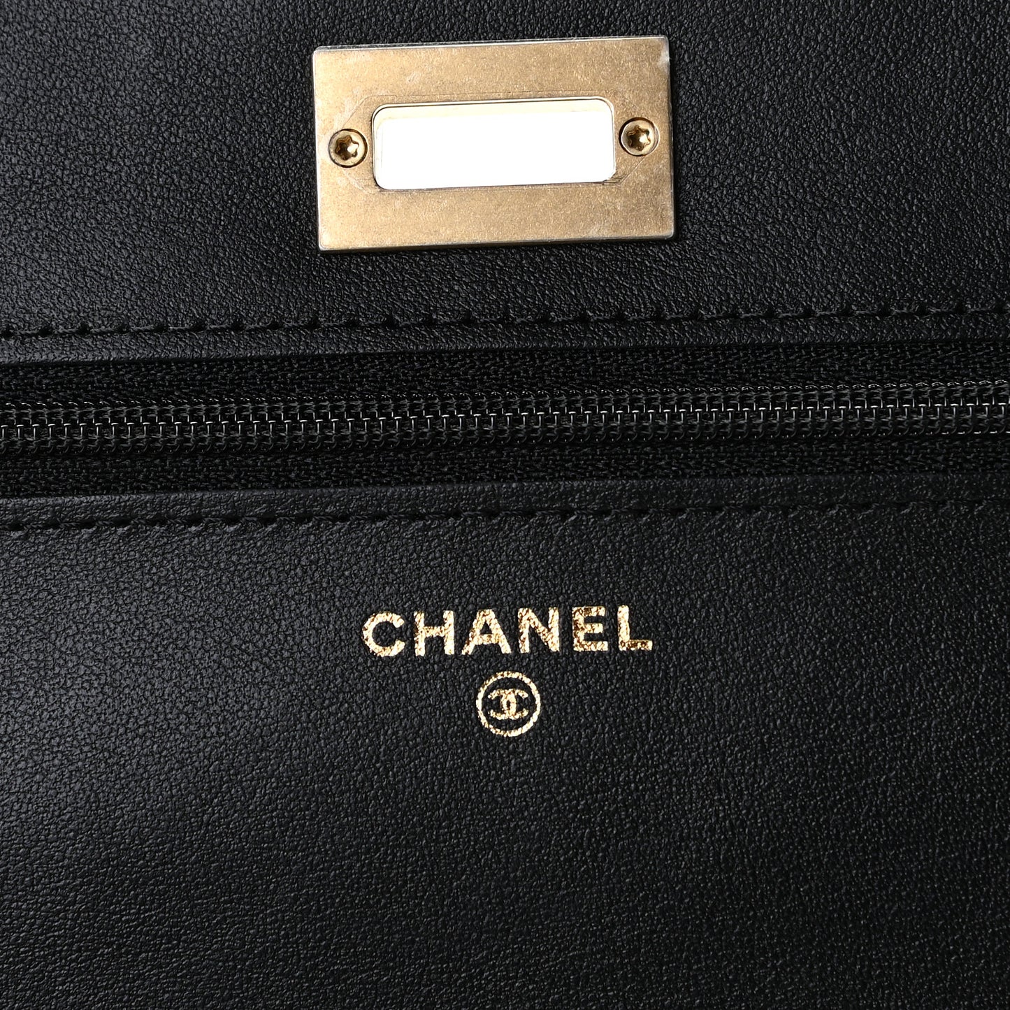 Aged Calfskin Quilted Reissue Wallet On Chain WOC Black