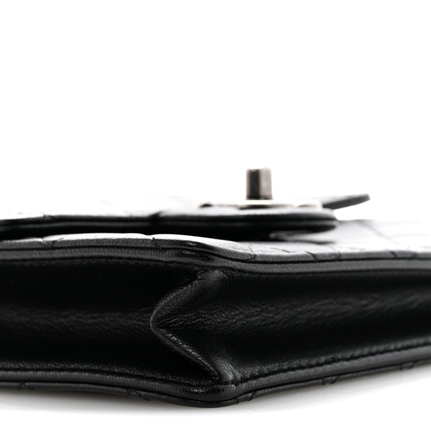 Lambskin Quilted Chic Pearls Flap Black