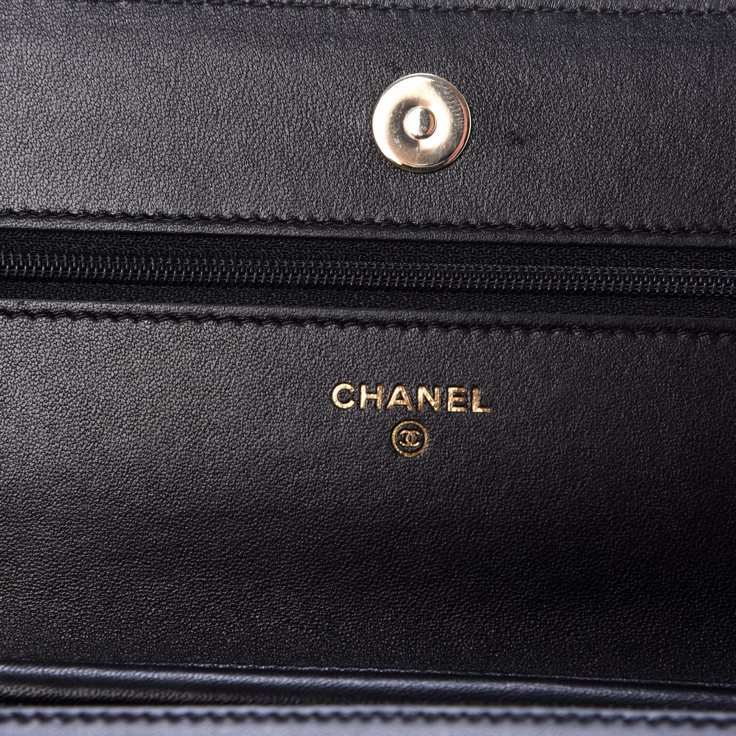 Lambskin Quilted Chain Around Wallet On Chain WOC Black