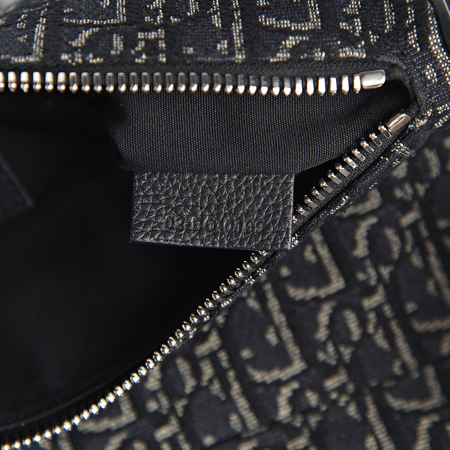 Oblique Mens Saddle Bag