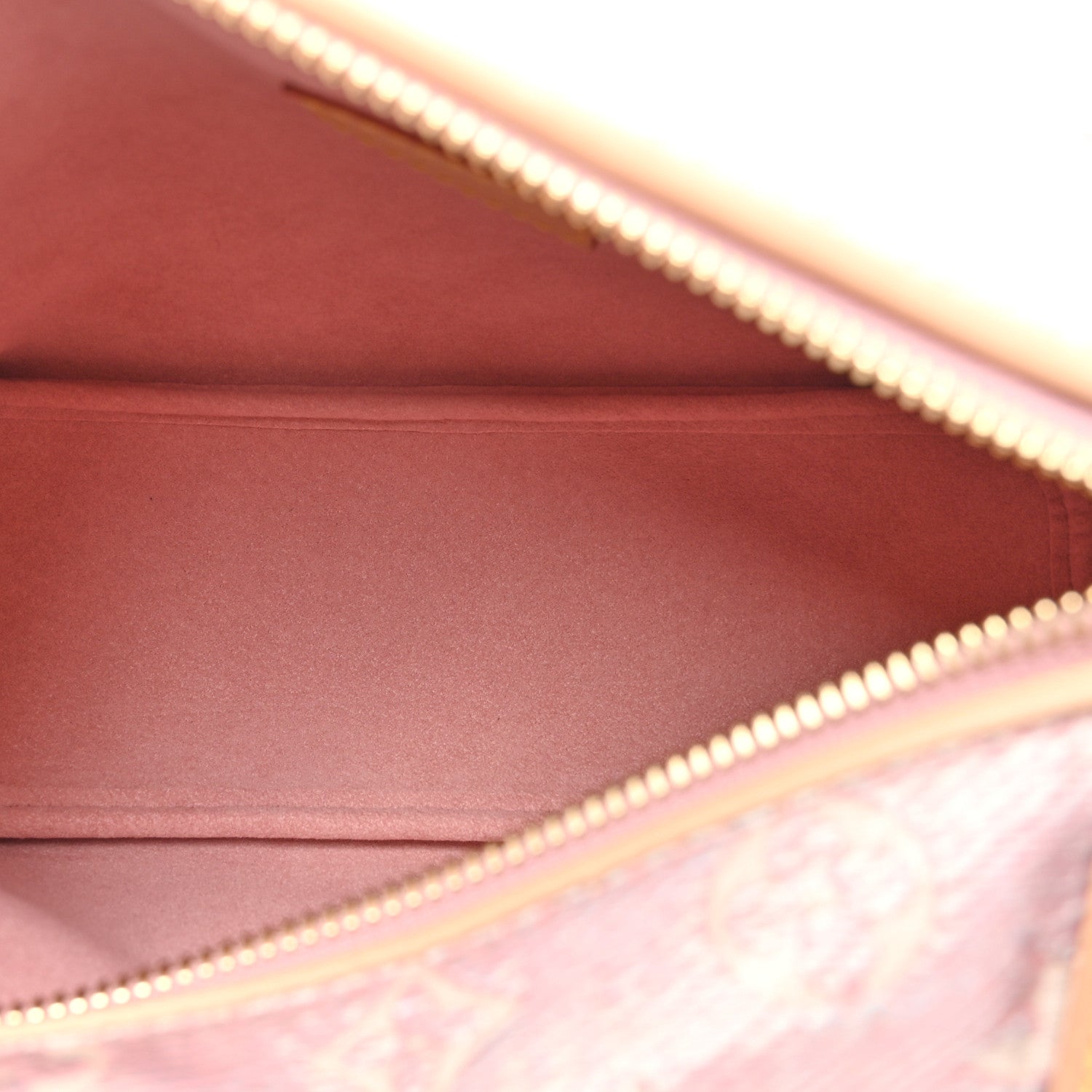 Louis Vuitton Monoglam Side Trunk Rose 5 of 9