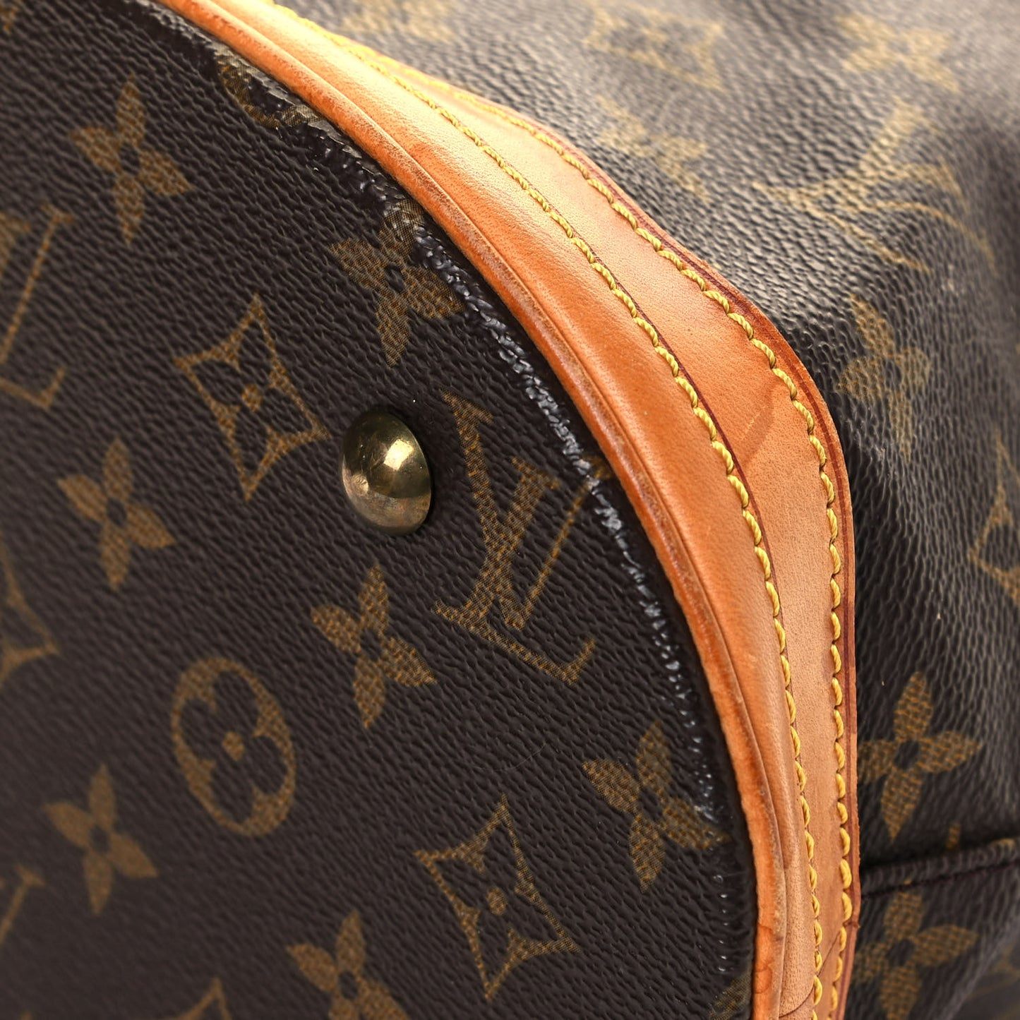 Monogram Petit Bucket 23