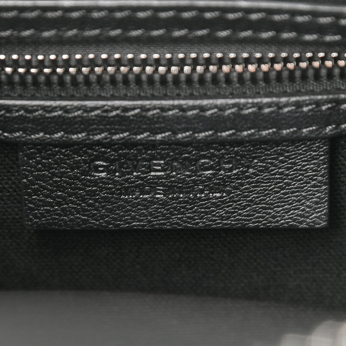 Sugar Goatskin Small Antigona Black