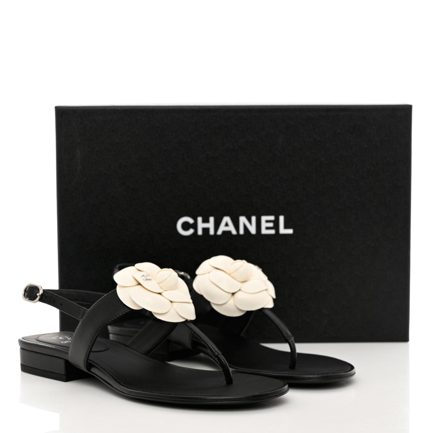 Lambskin Camellia Thong Sandals 36.5 Black White