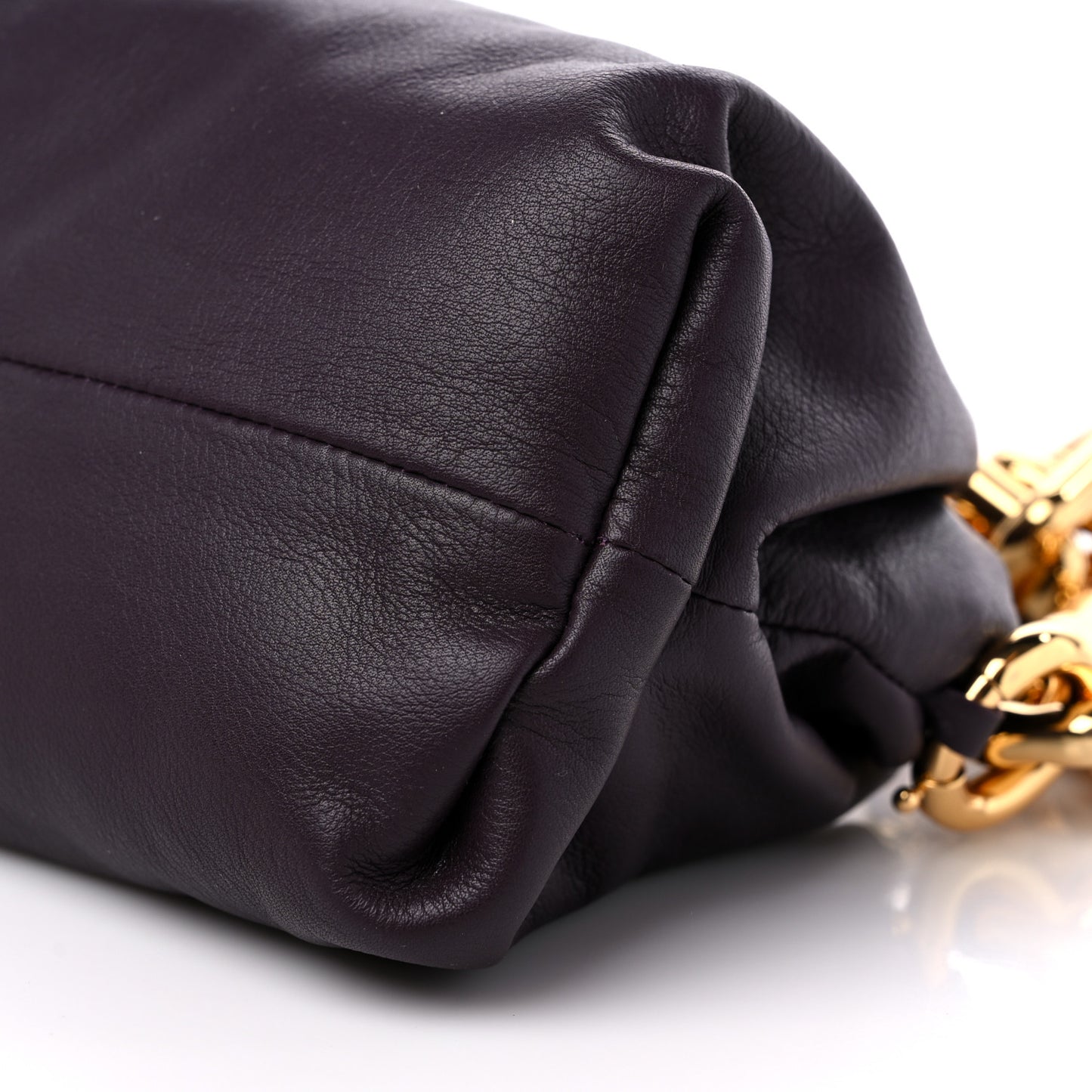 Calfskin The Pouch Chain Grape