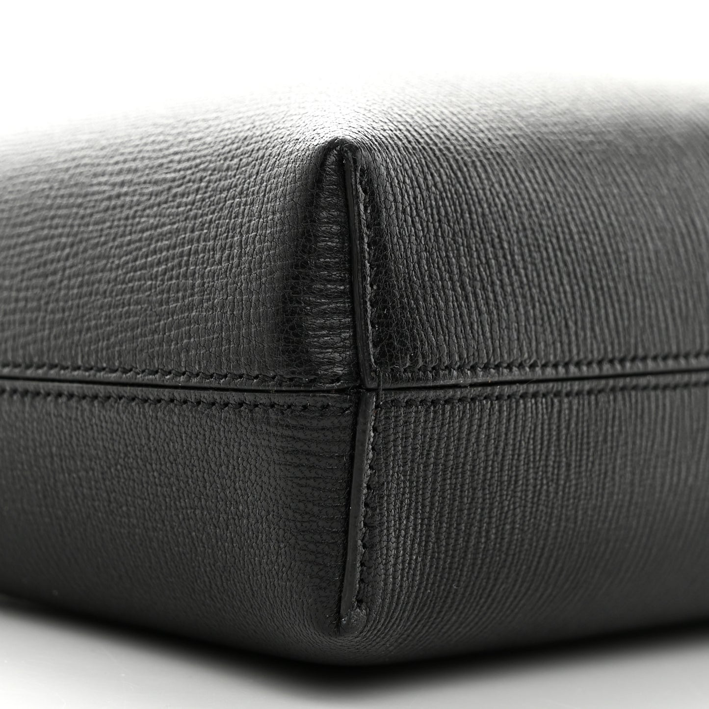 Calfskin Trifolio Shoulder Bag Black