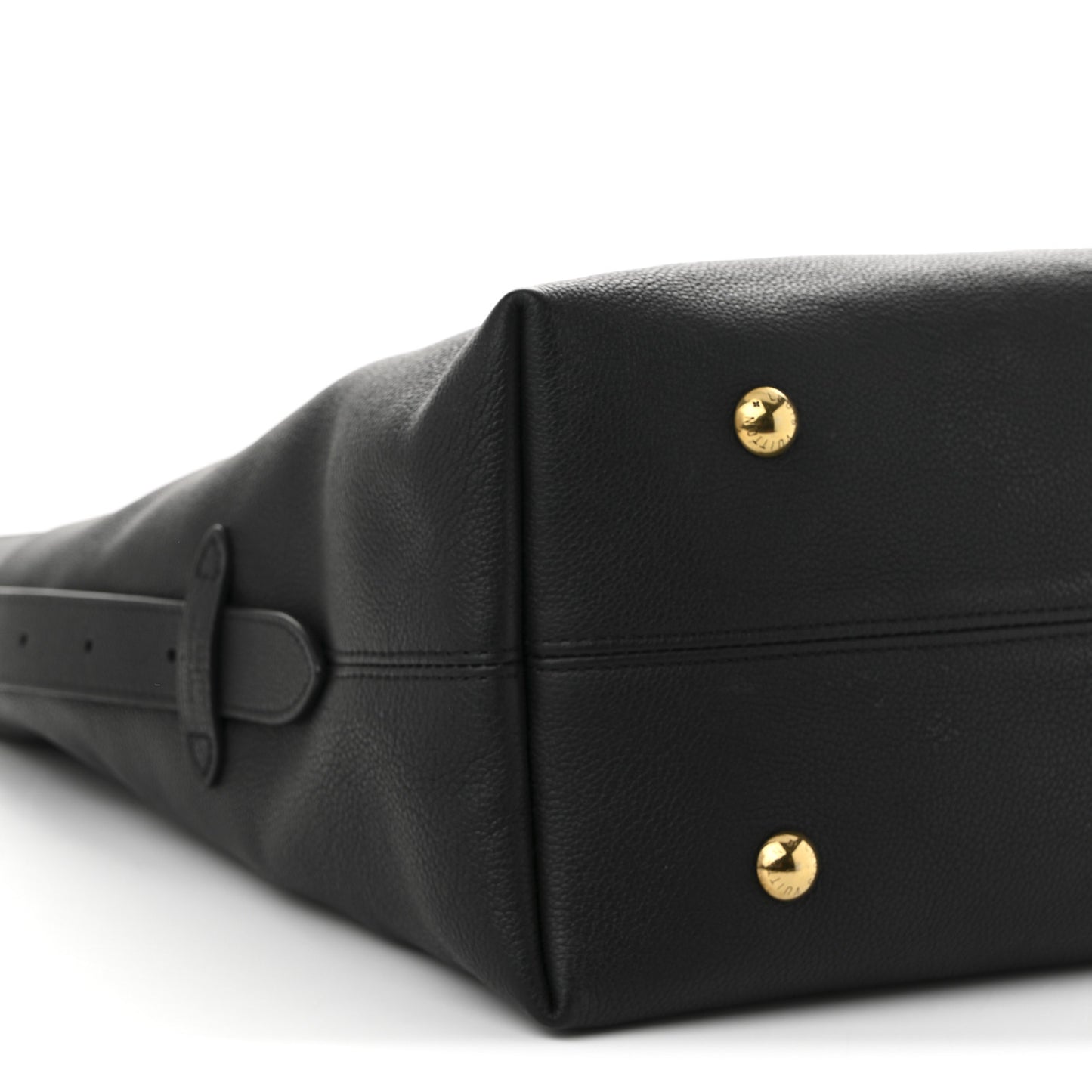 Grained Calfskin Low Key Hobo MM Black