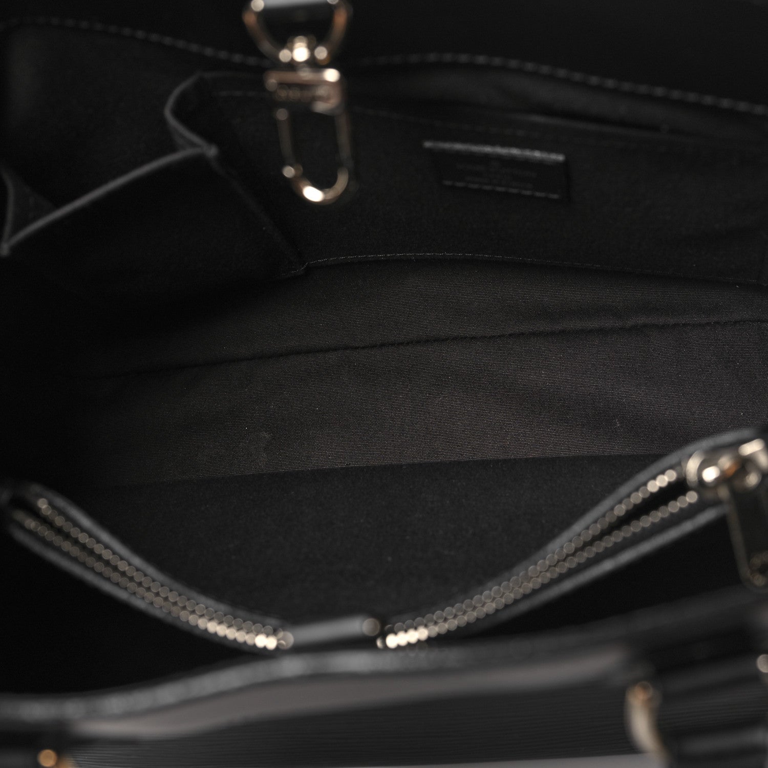 Louis Vuitton Epi Passy GM Black 5 of 13