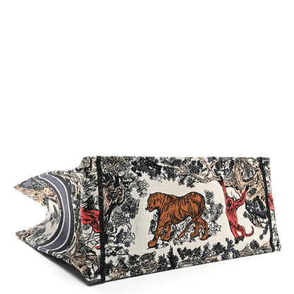 Christian Dior Canvas Embroidered Large Dioriviera Toile De Jouy Book Tote Multicolor 4 of 11
