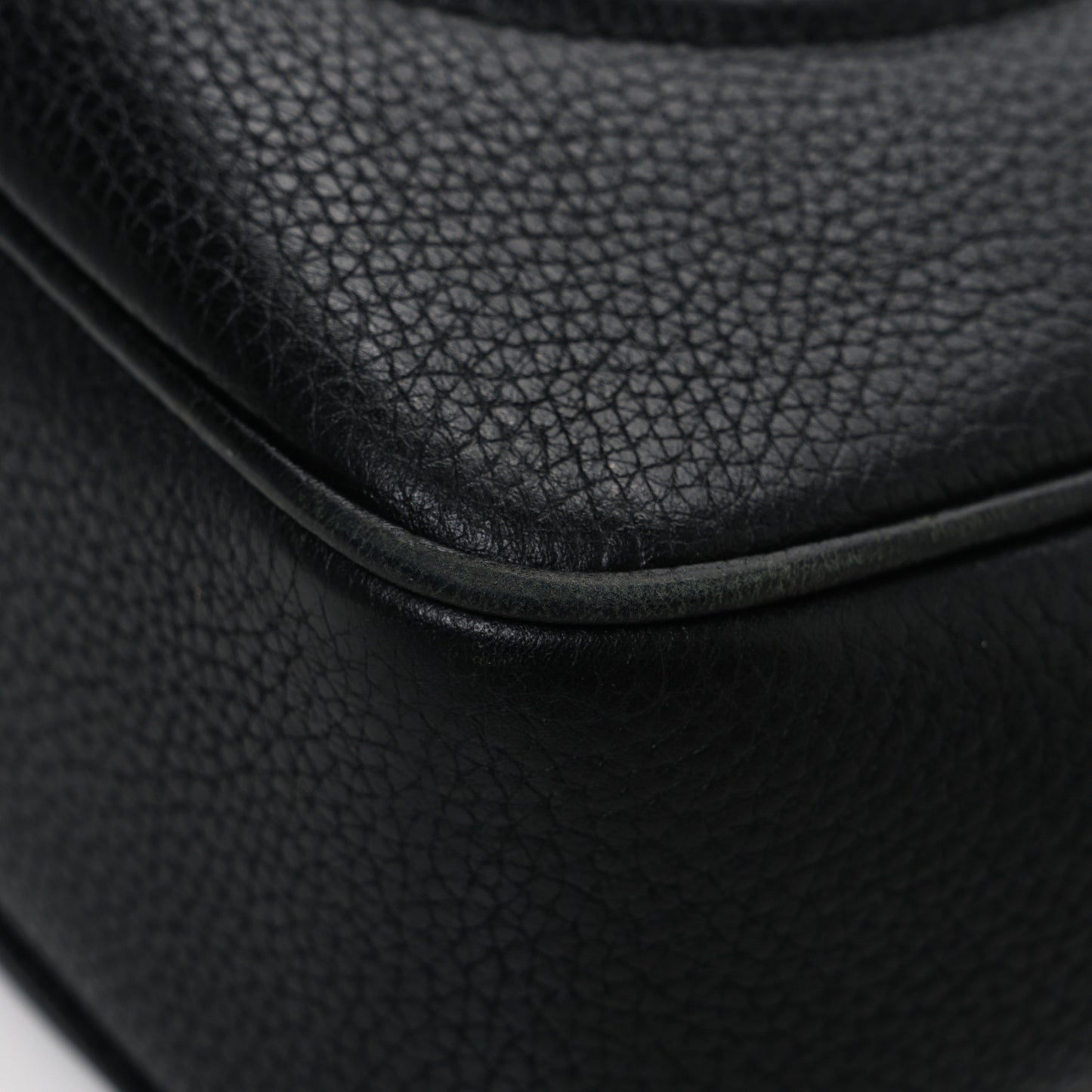 Pebbled Calfskin Small Soho Disco Bag Black
