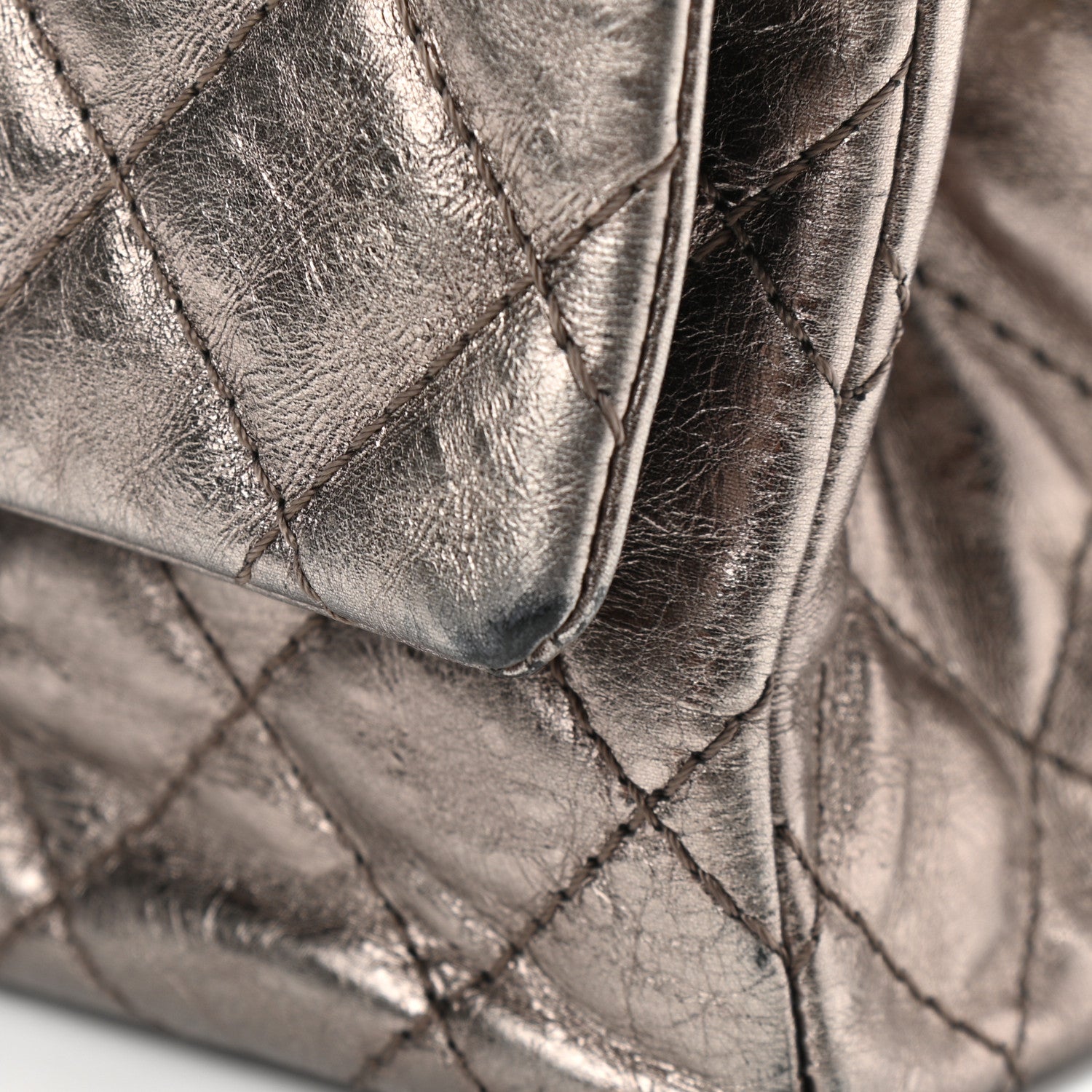 Chanel Metallic Aged Calfskin Quilted 2.55 Reissue 226 Flap Dark Silver 18 of 21