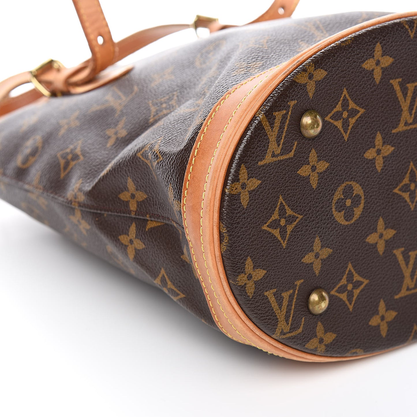Monogram Petit Bucket 23