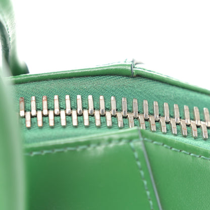 Givenchy Shiny Lord Calfskin Small Antigona Emerald 11 of 11