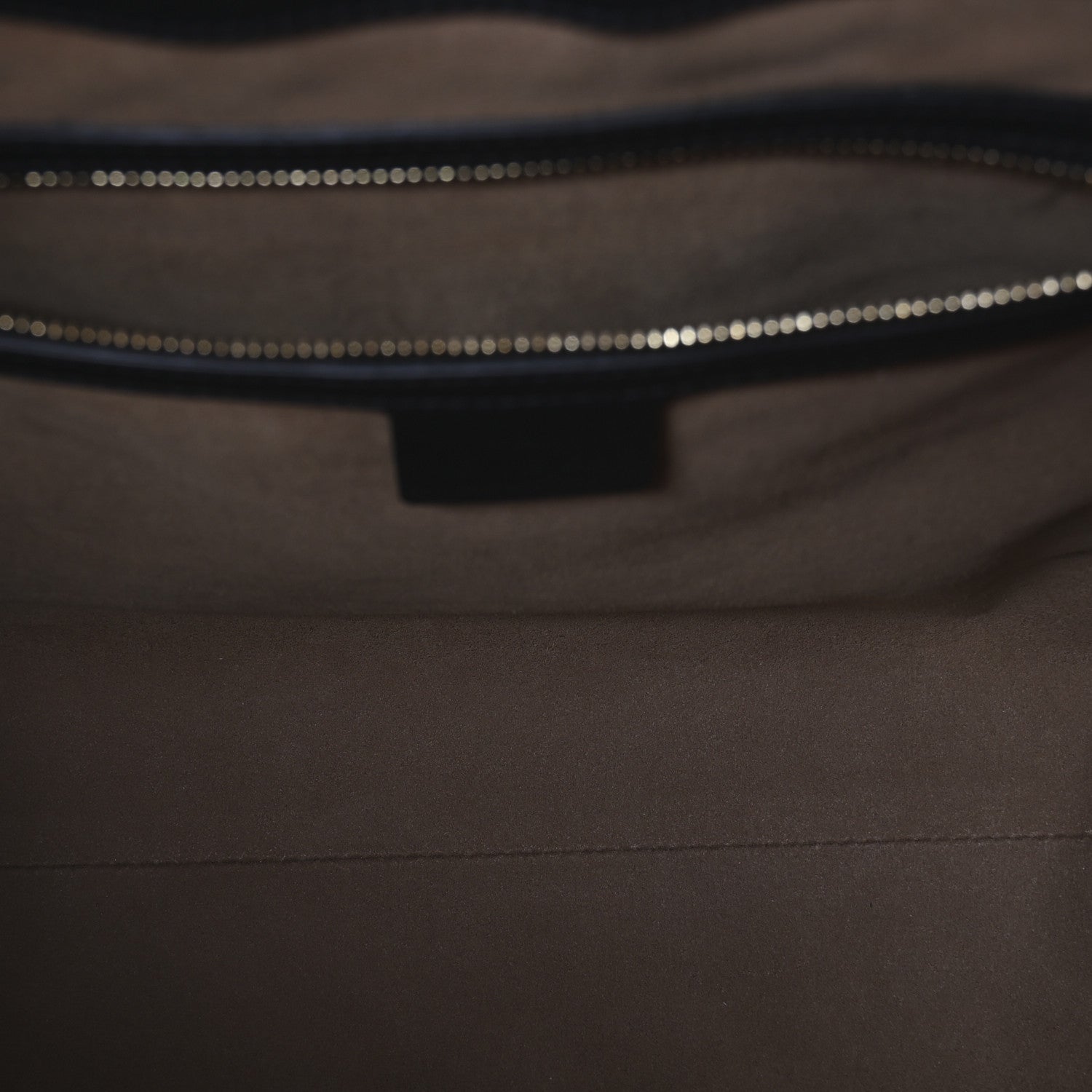 Gucci GG Supreme Monogram Medium Padlock Tote Black 5 of 10