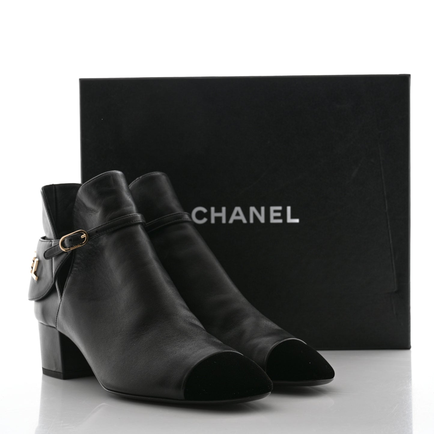 Lambskin Velvet Cap Toe Short Ankle Boots 38 Black