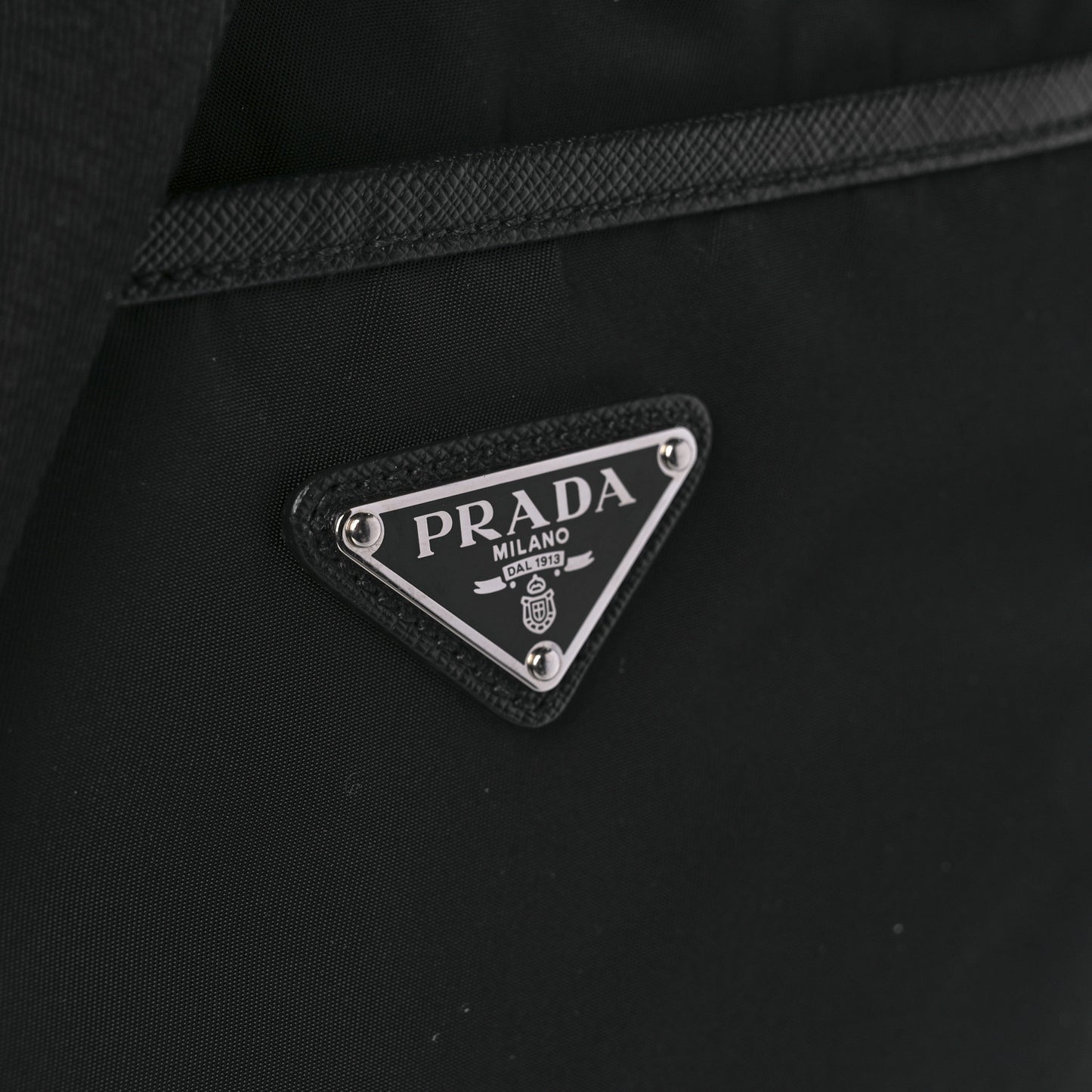 Tessuto Nylon Saffiano Flat Messenger Bag Black
