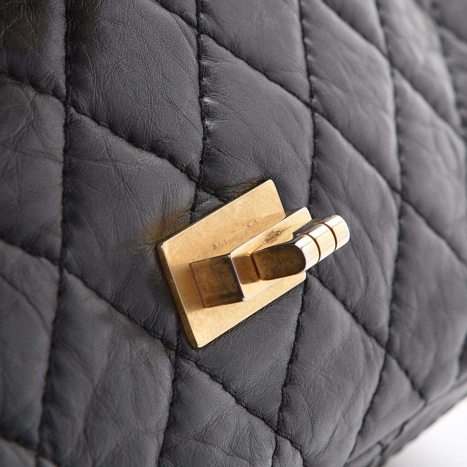 Chanel Aged Calfskin Quilted 2.55 Reissue 226 Flap Black 8 of 9
