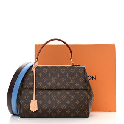 Louis Vuitton Monogram Cluny MM Blue Glacial 15 of 15
