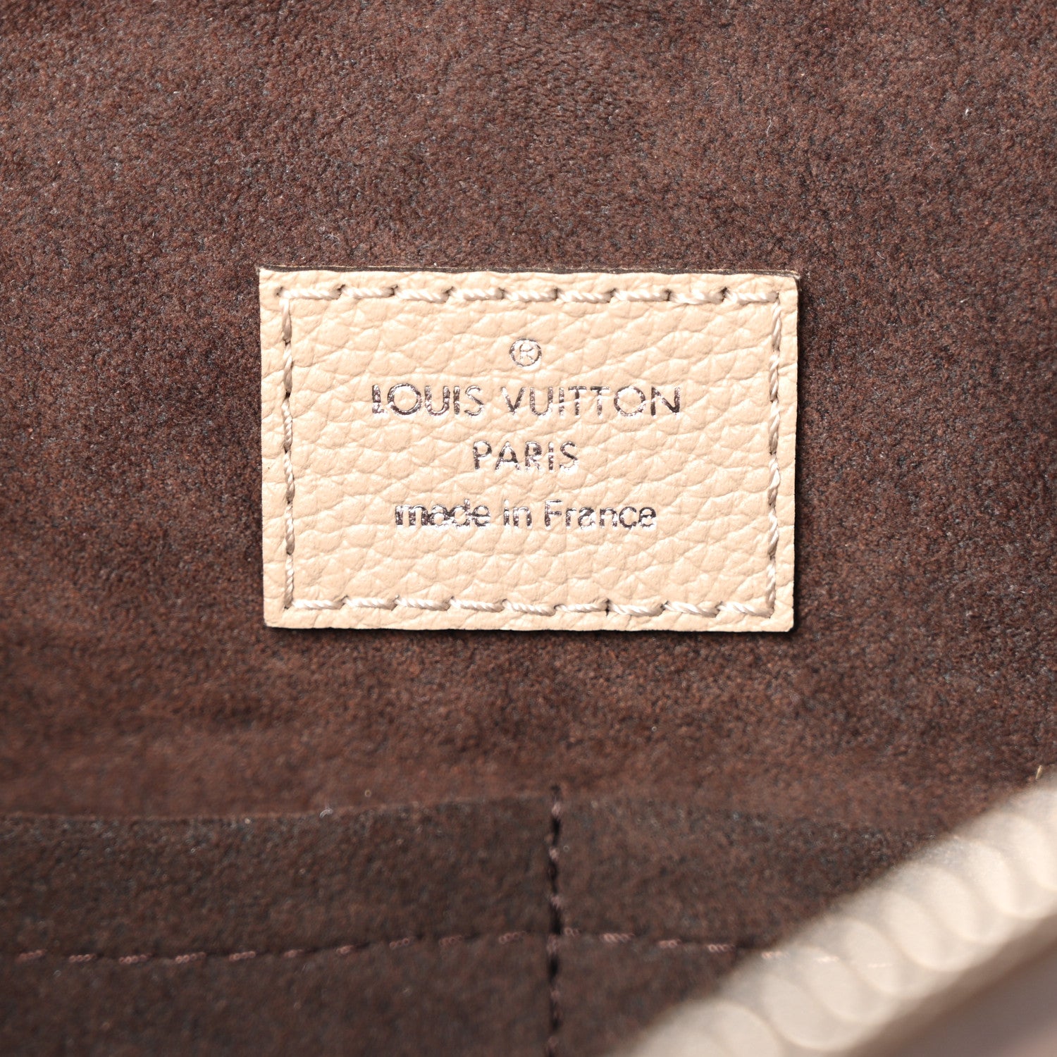 Louis Vuitton Mahina Haumea Galet 6 of 10