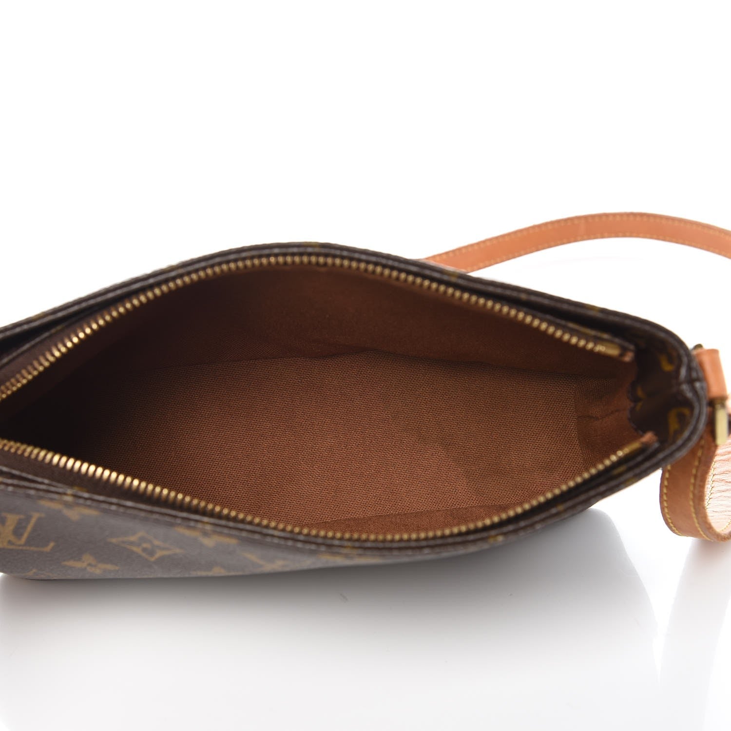 Louis Vuitton Monogram Trotteur 5 of 9