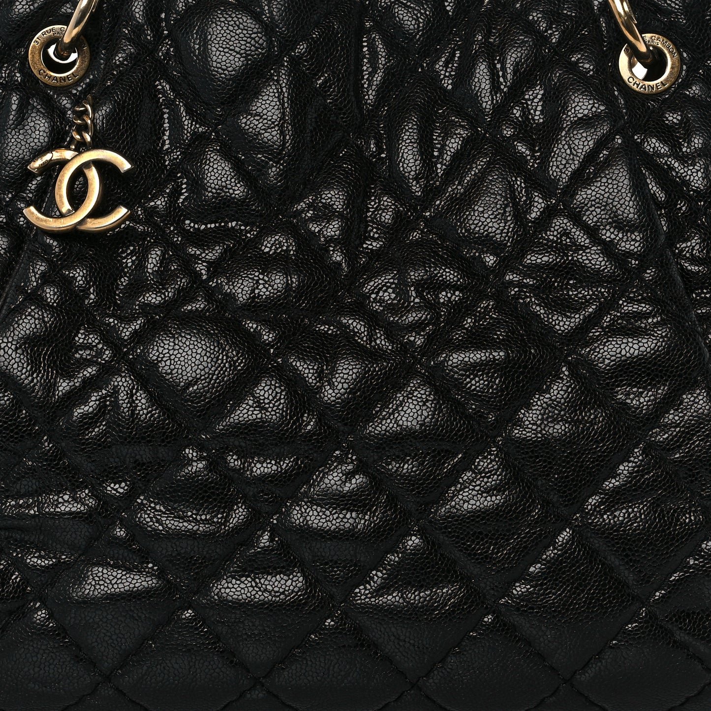 Crumpled Grained Calfskin Large Coco Pleats Tote Black