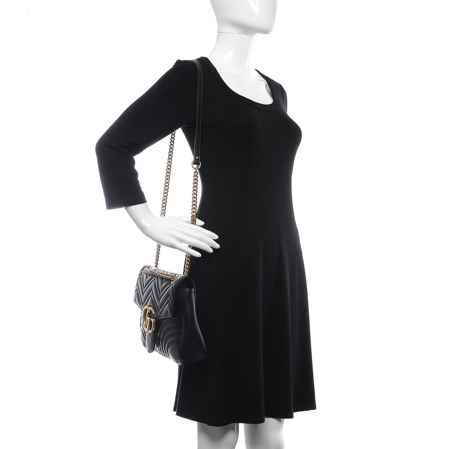 Calfskin Matelasse Medium GG Marmont Shoulder Bag Black