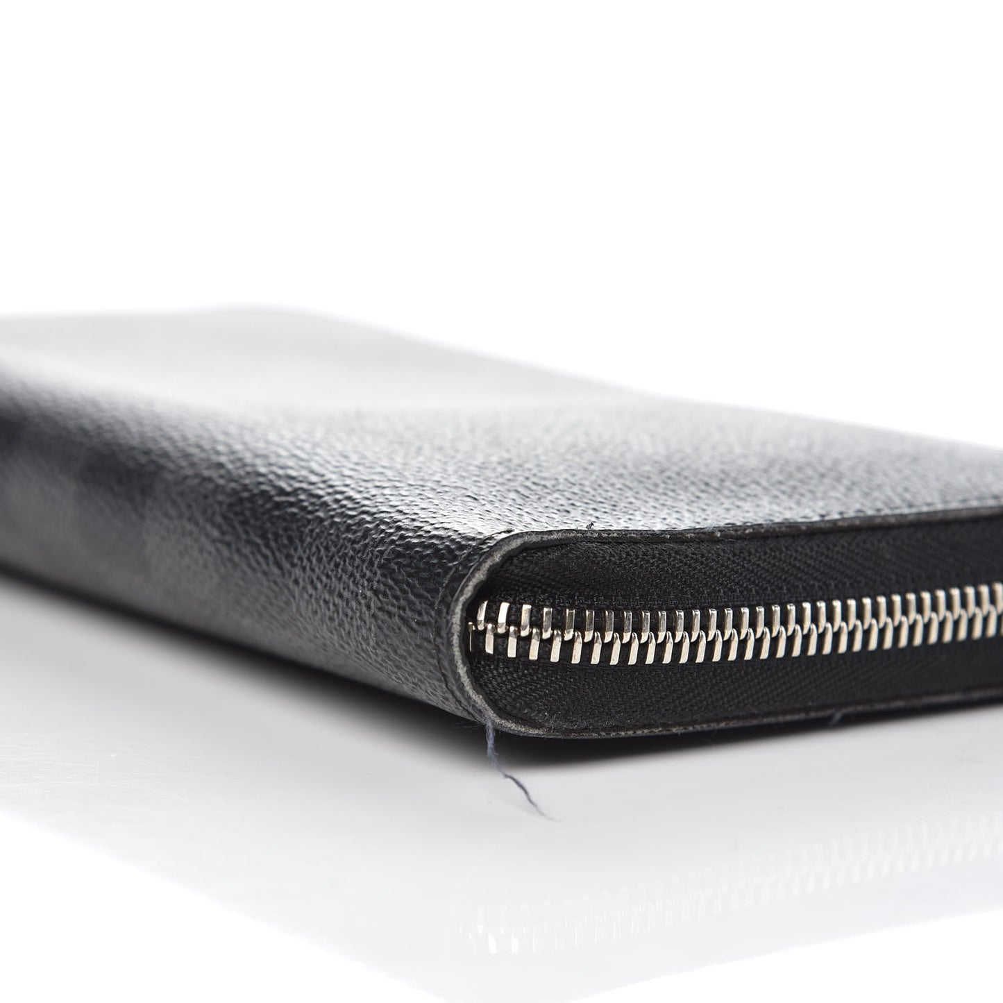 Damier Graphite Zippy Organizer Wallet