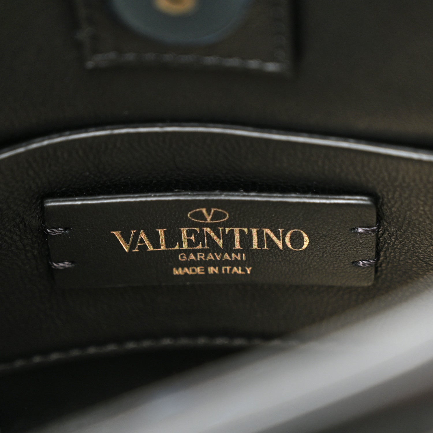 Valentino Garavani Nappa Monochrome Mini Roman Stud The Handle Bag Black 6 of 8