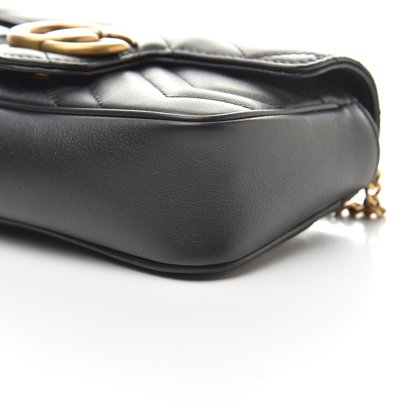 Calfskin Matelasse Super Mini GG Marmont Shoulder Bag Black
