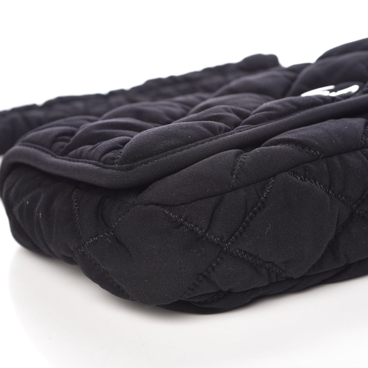 Nylon Small Bubble Quilt Flap Black