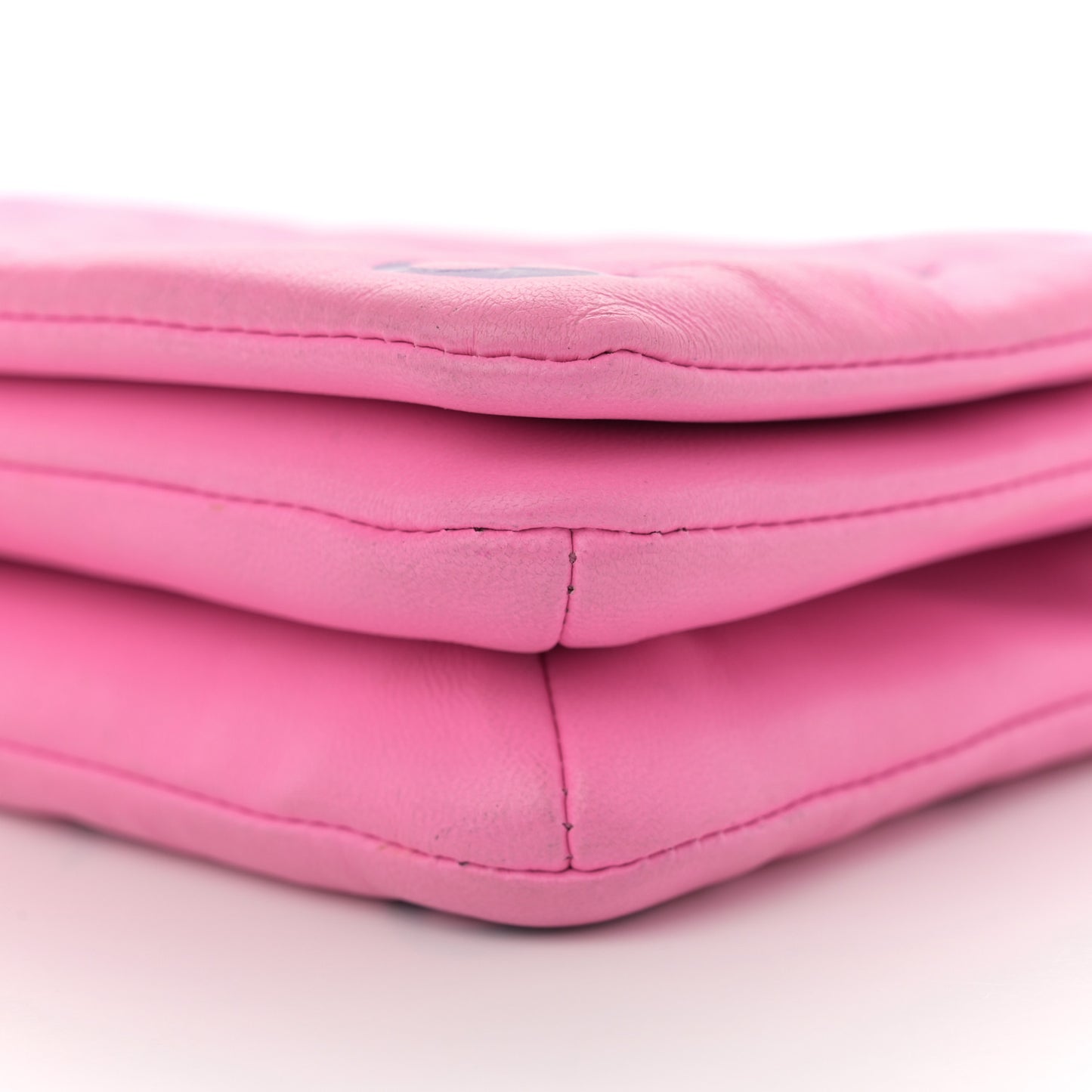 Lambskin Embossed Monogram Vuittamins Pochette Coussin Rose Violet