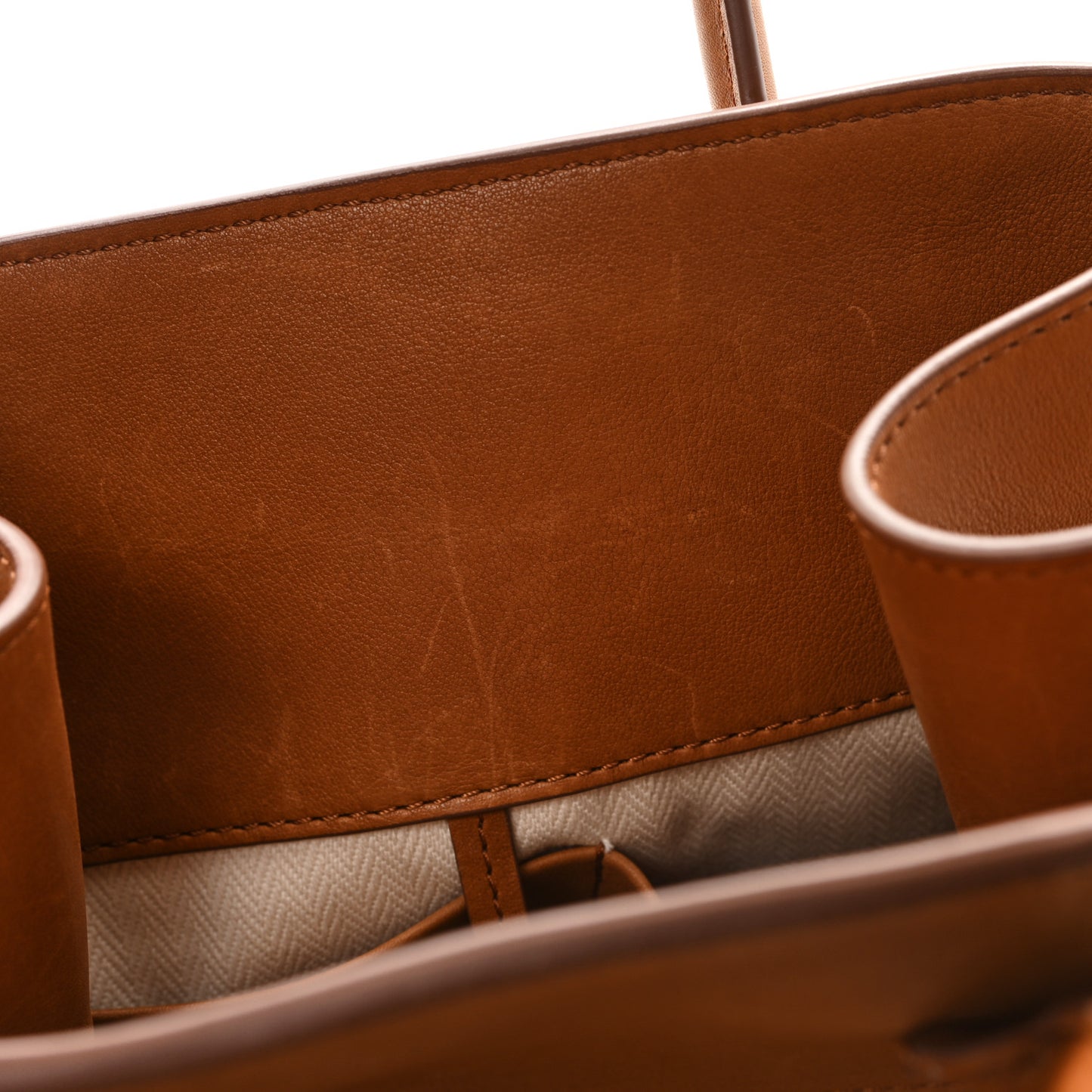 Polished Saddle Calfskin Soft Margaux 12 Cuir
