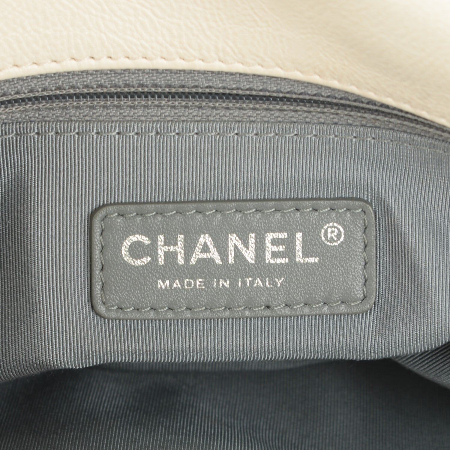 Chanel Calfskin Ultimate Stitch Flap White 6 of 7