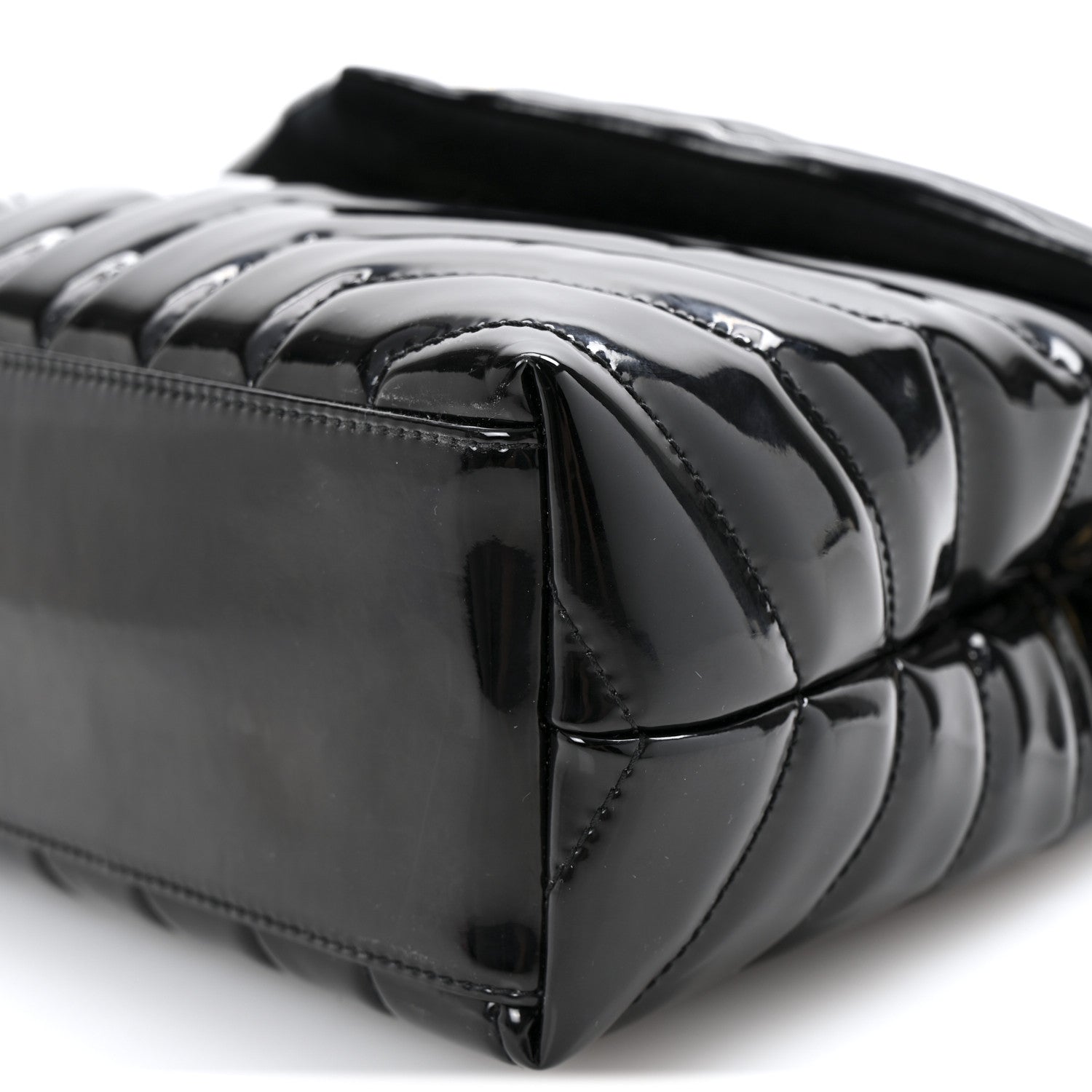 Saint Laurent Patent Y Quilted Monogram Small Loulou Chain Satchel Black 10 of 11