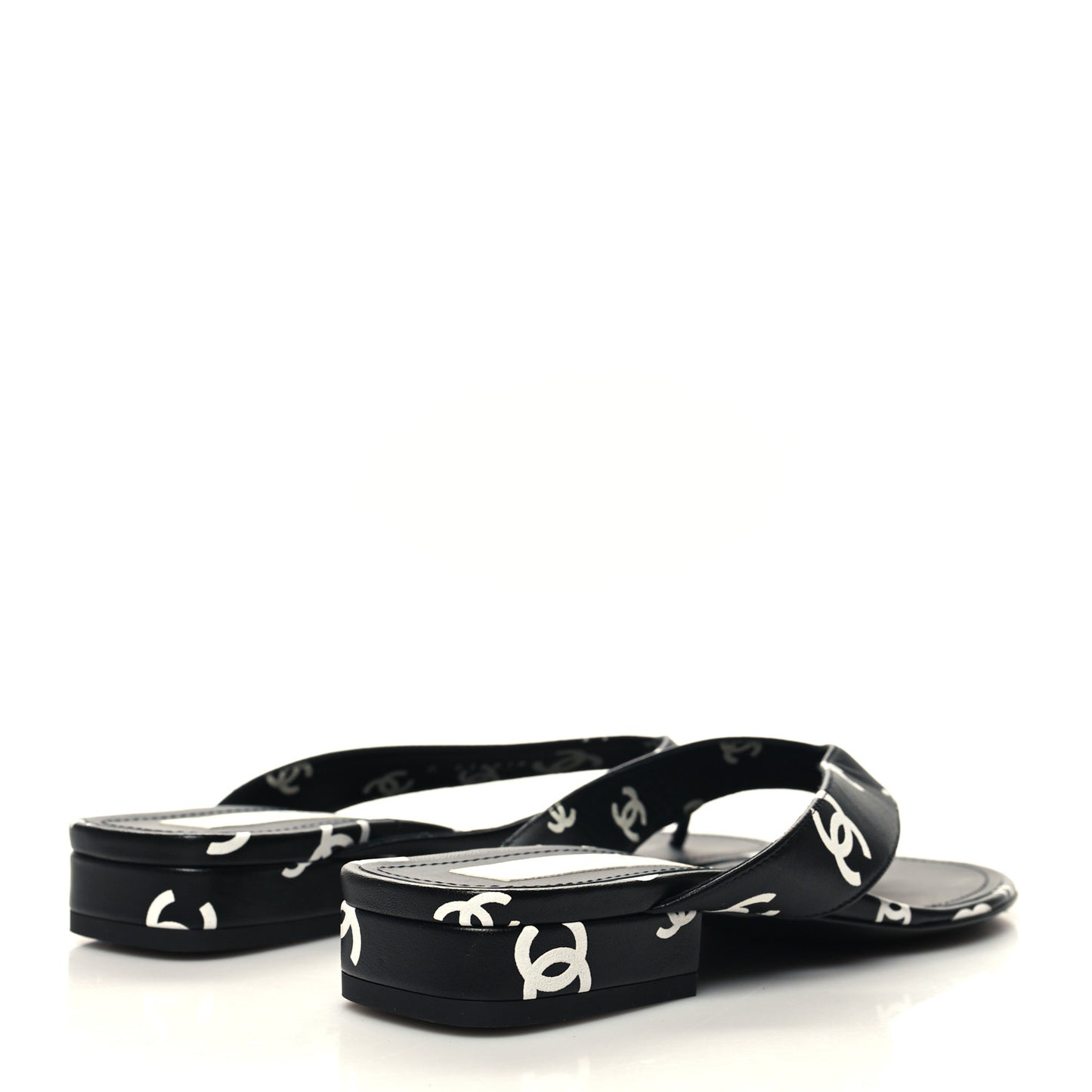 Lambskin Printed CC Thong Sandals 38 Black White