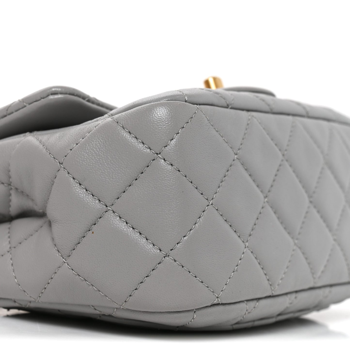 Lambskin Quilted Mini Pearl Crush Flap Light Grey