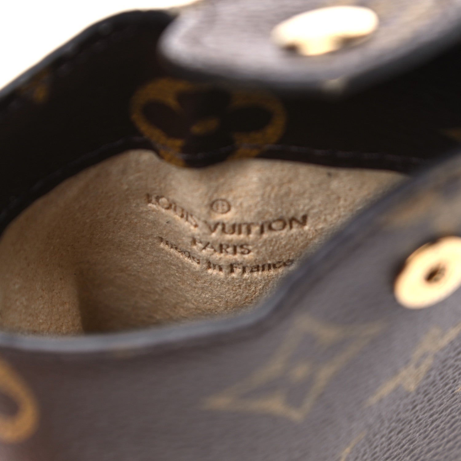 Louis Vuitton Monogram Sunglasses Case MM 6 of 7