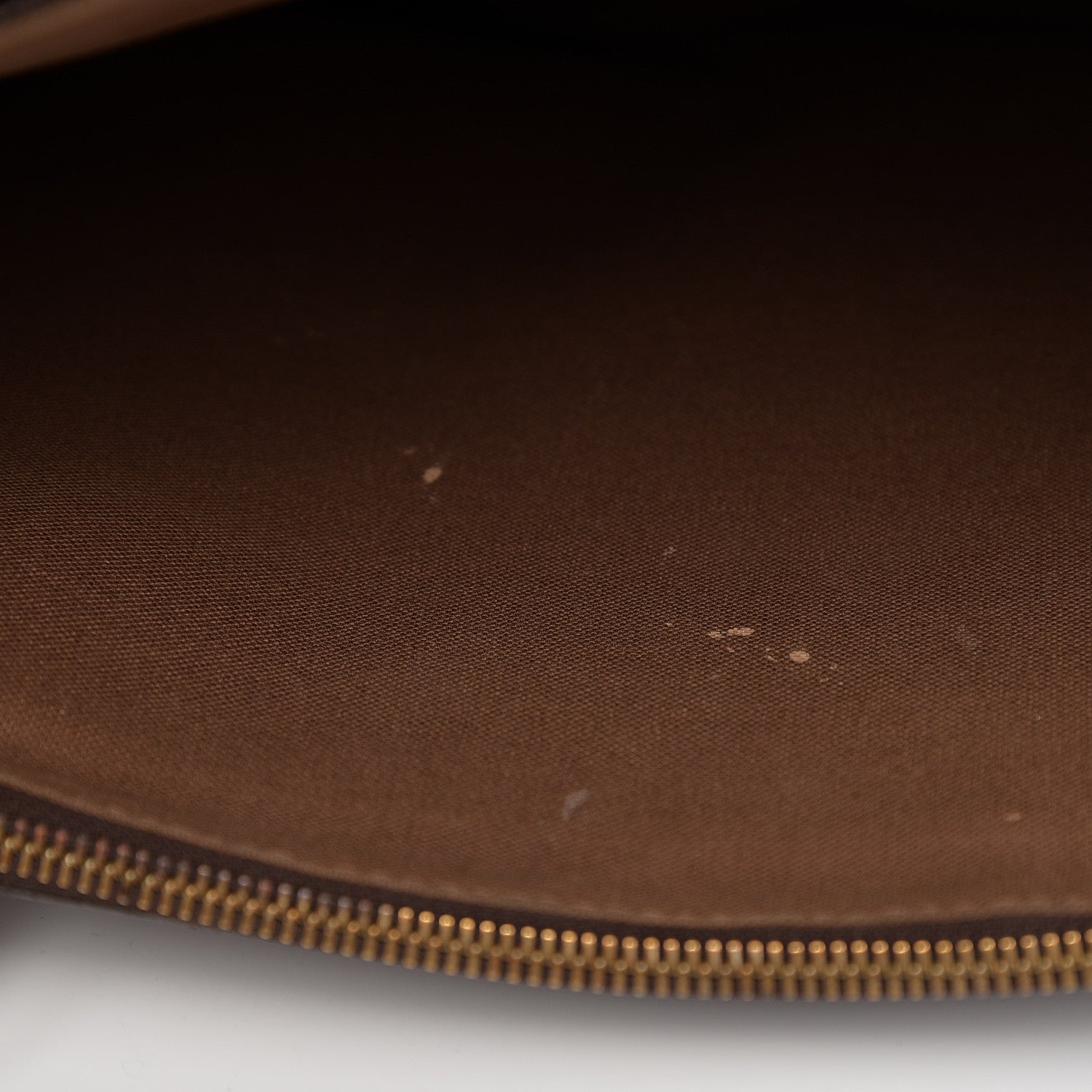Louis Vuitton Monogram Beaubourg MM Messenger Bag 6 of 10