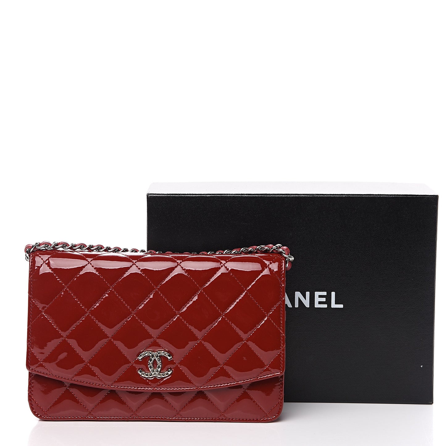 Patent Quilted Brilliant Wallet On Chain WOC Red