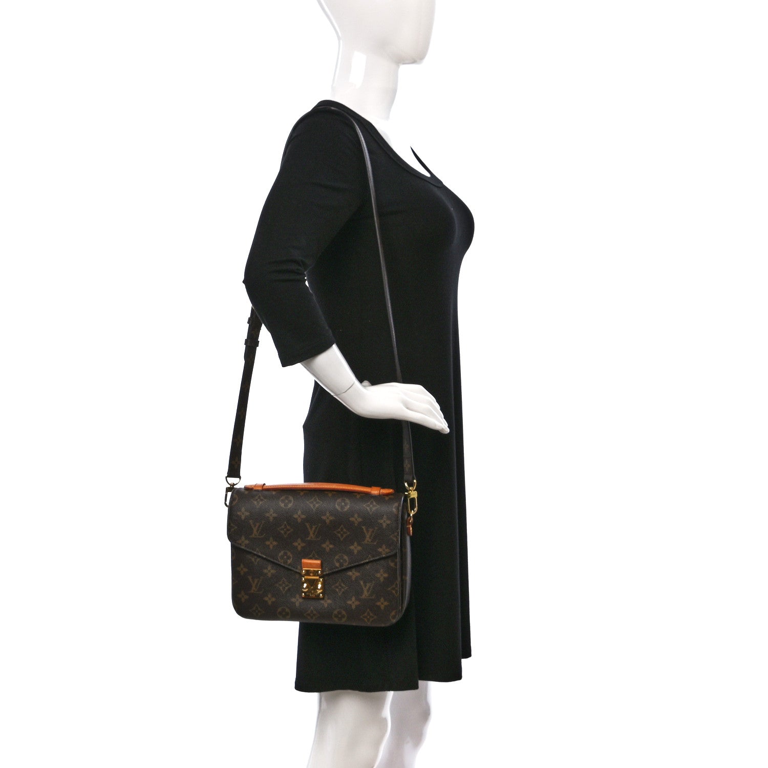 Louis Vuitton Monogram Pochette Metis 3 of 10