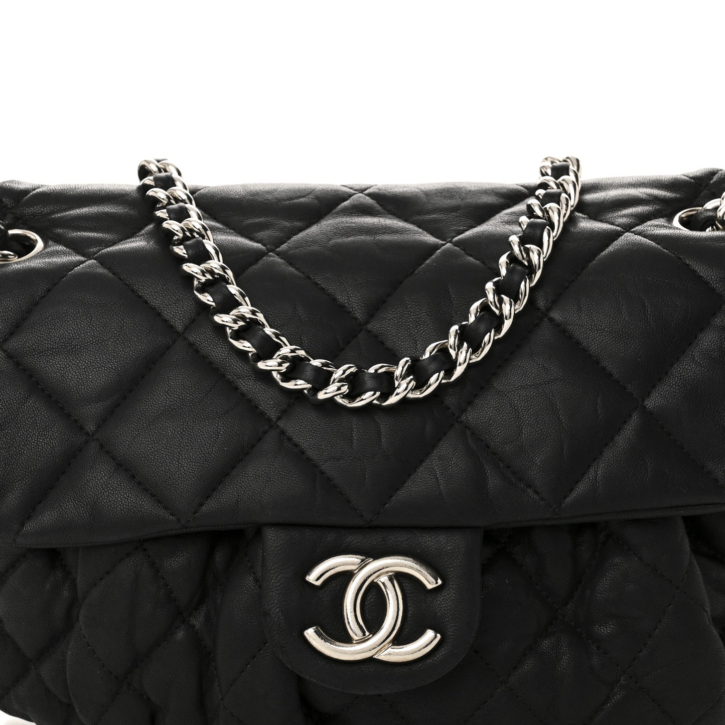 Washed Lambskin Quilted Medium Chain Around Messenger Black